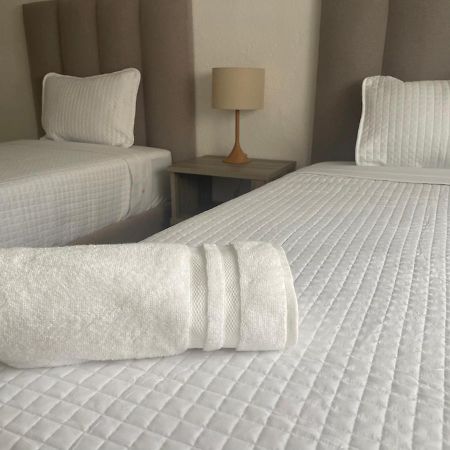 Deco 2 Downtown 3 Bed Apartment Renewed カンクン エクステリア 写真